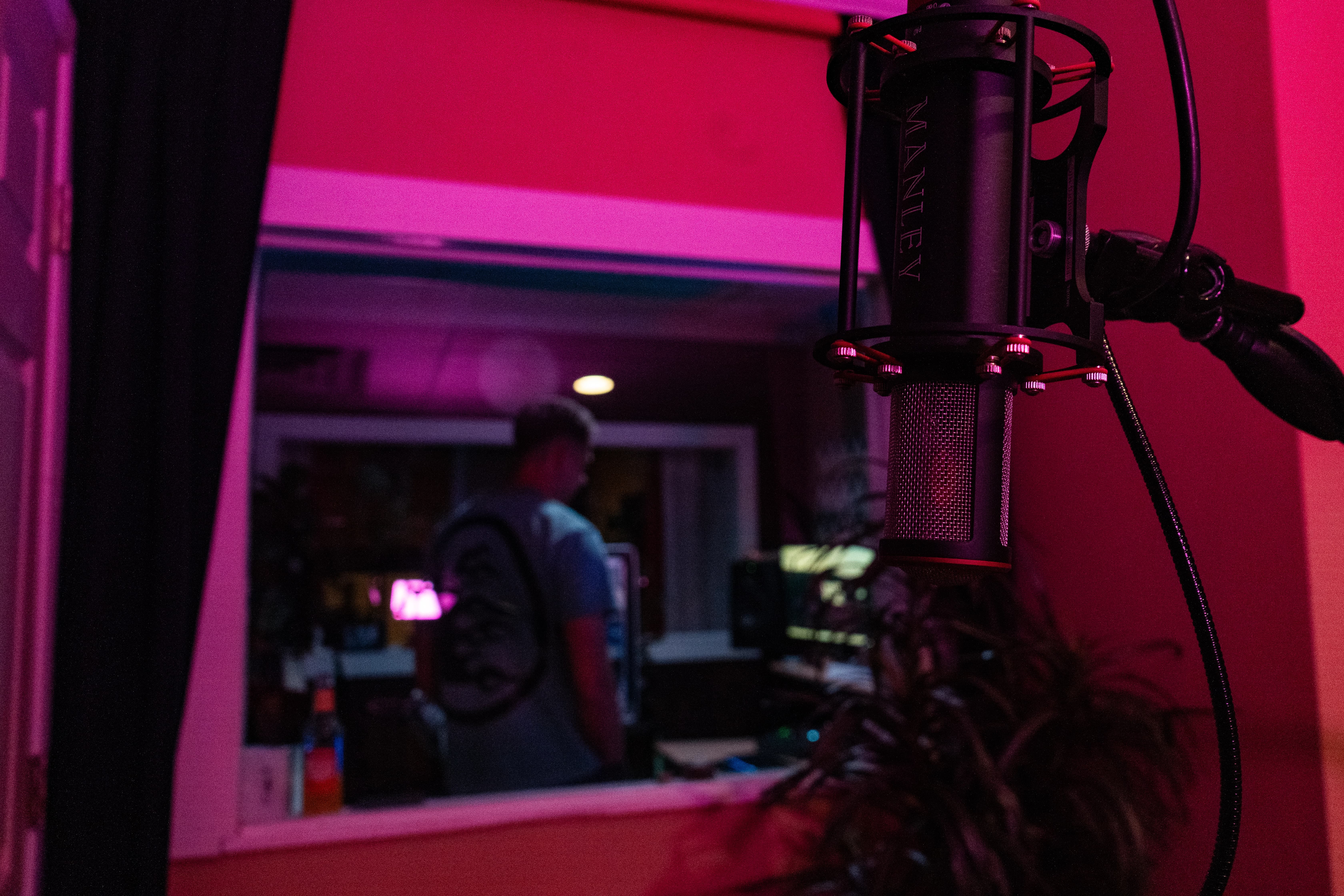 A shot of the studio's comfortable and creative atmosphere.